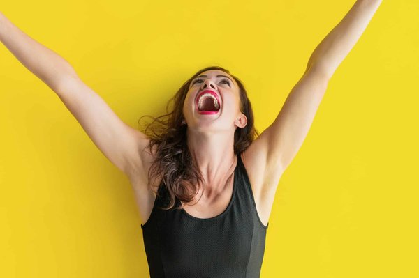 Comment l'écriture de poésie peut-elle servir de catharsis émotionnelle ?